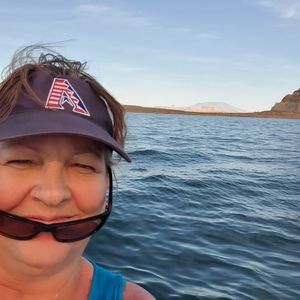 Meet your Posher, Cindy